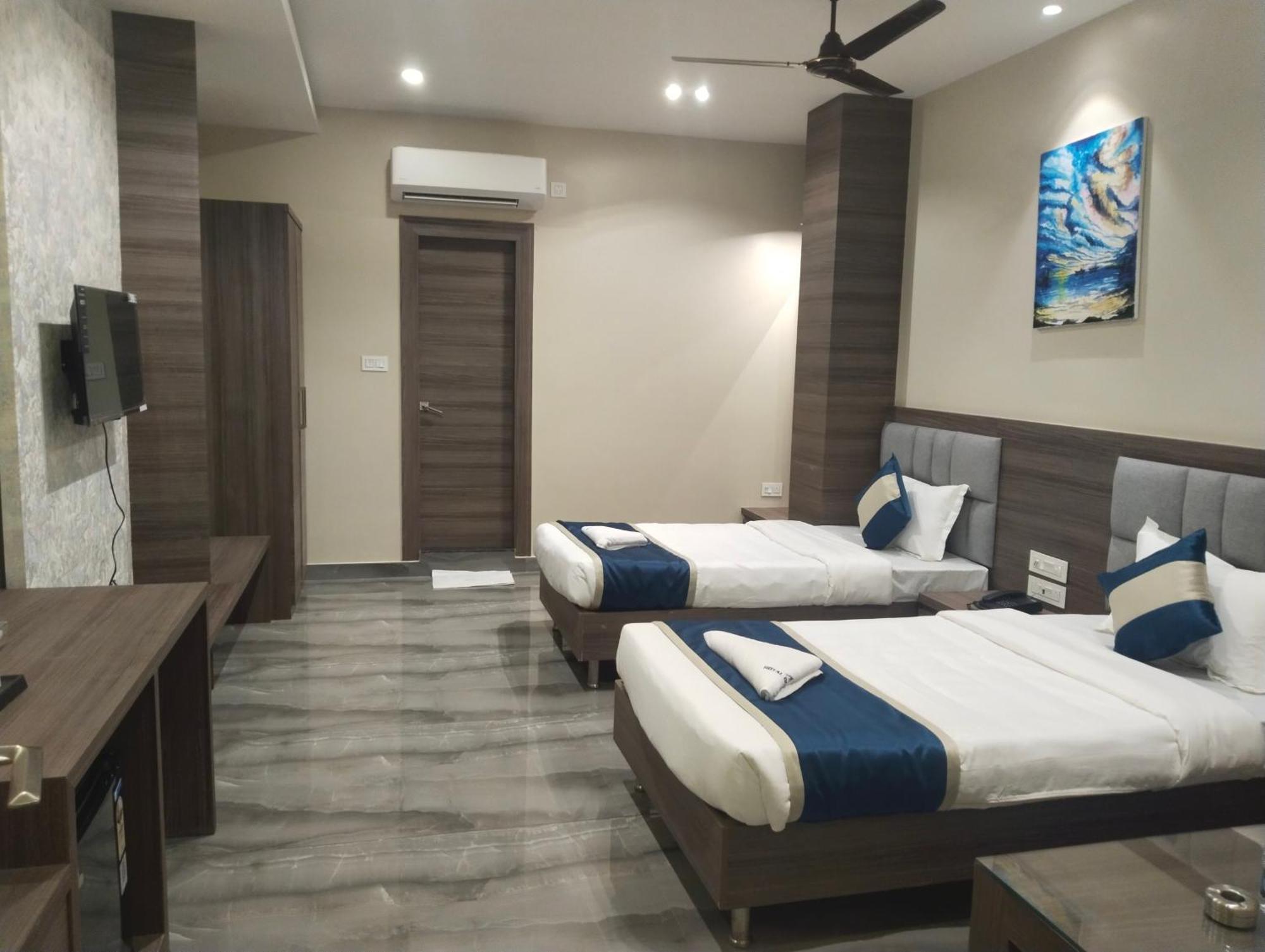 Hotel Dolly Siliguri Exterior foto