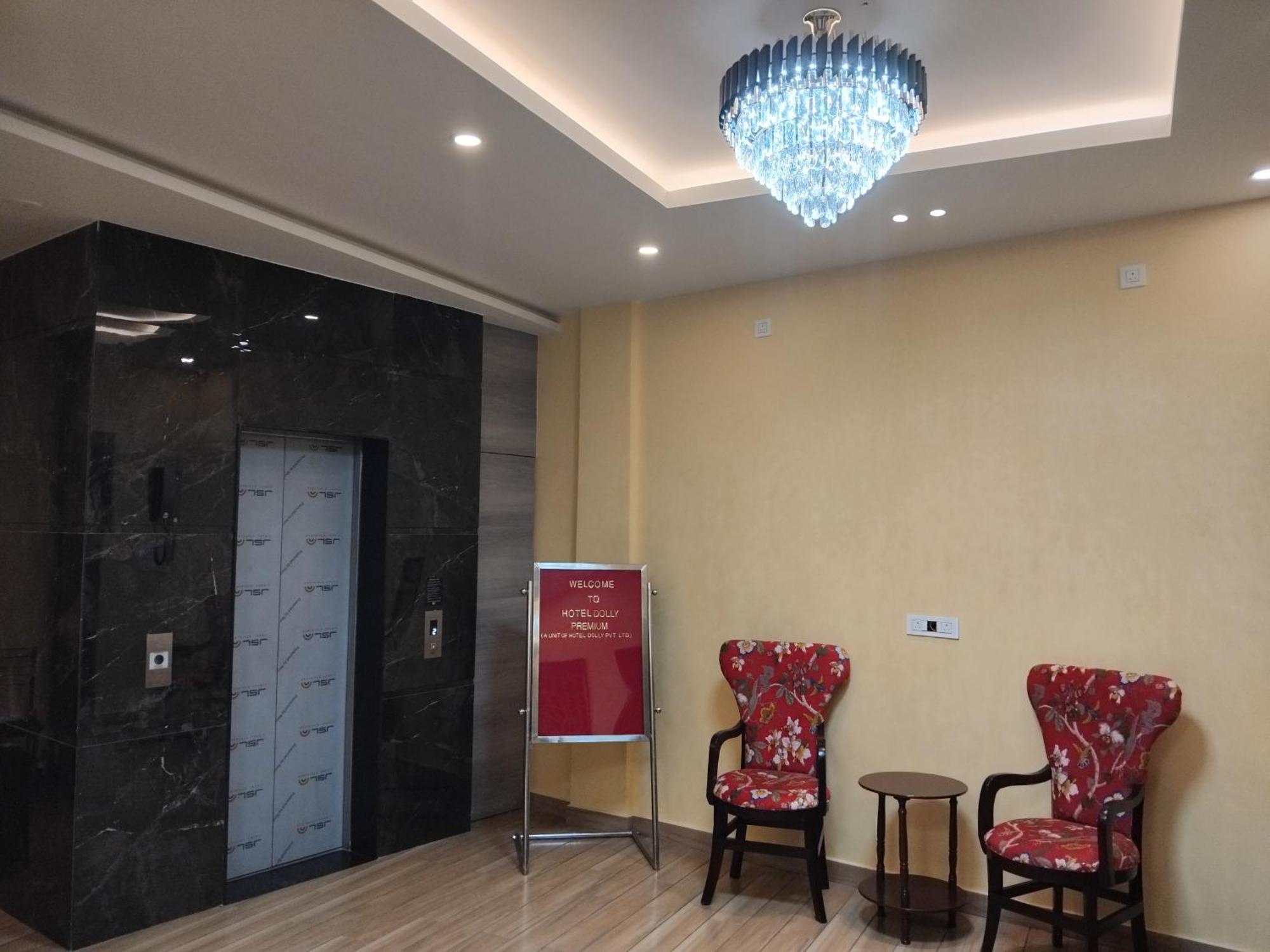 Hotel Dolly Siliguri Exterior foto